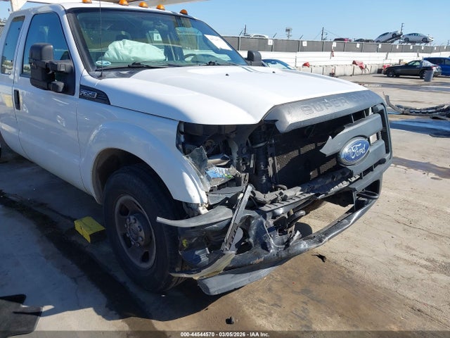 Ford F-350 Chassis Xl 2015 1FD7X3E67FEC40789 Image 6