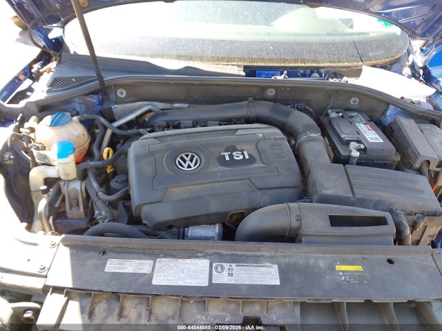 1VWDT7A35HC049101 Volkswagen Passat 1.8t R-line