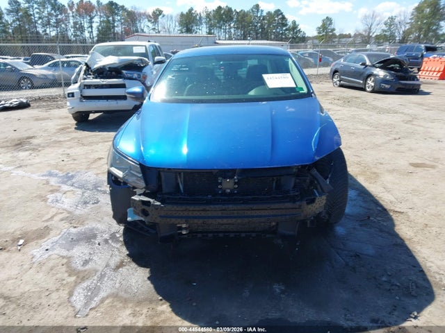 1VWDT7A35HC049101 Volkswagen Passat 1.8t R-line