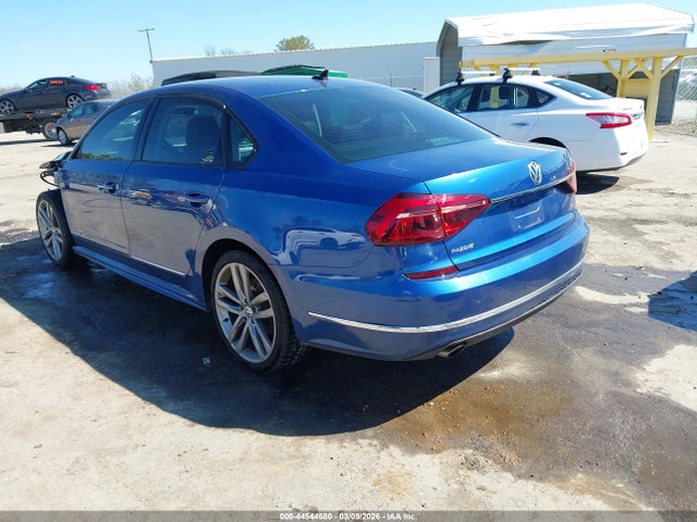 1VWDT7A35HC049101 Volkswagen Passat 1.8t R-line