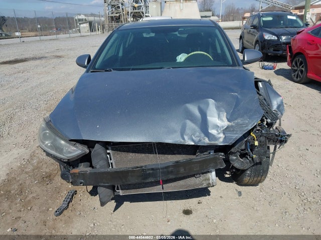 KMHD84LF5JU553671 Hyundai Elantra Value Edition