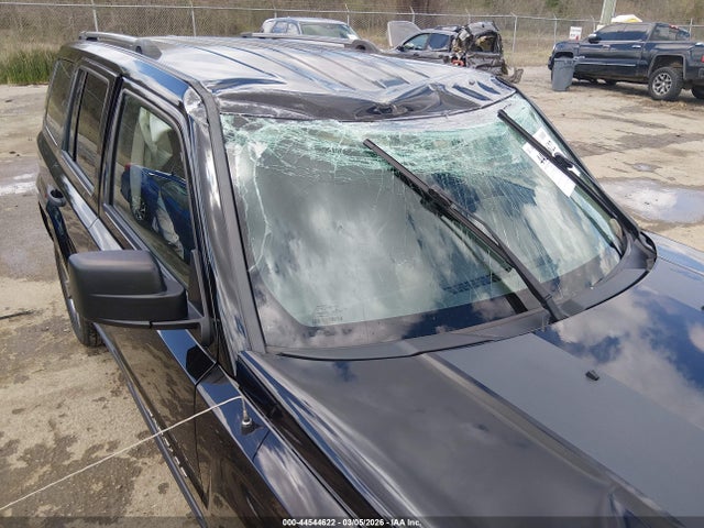 44544622 :رقم المزاد ، 1C4NJPBA0GD676839 vin ، 2016 Jeep Patriot Sport Se مزاد بيع