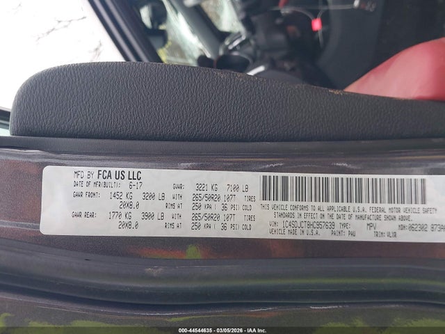 44544635 :رقم المزاد ، 1C4SDJCT8HC957639 vin ، 2017 Dodge Durango R/t Awd مزاد بيع
