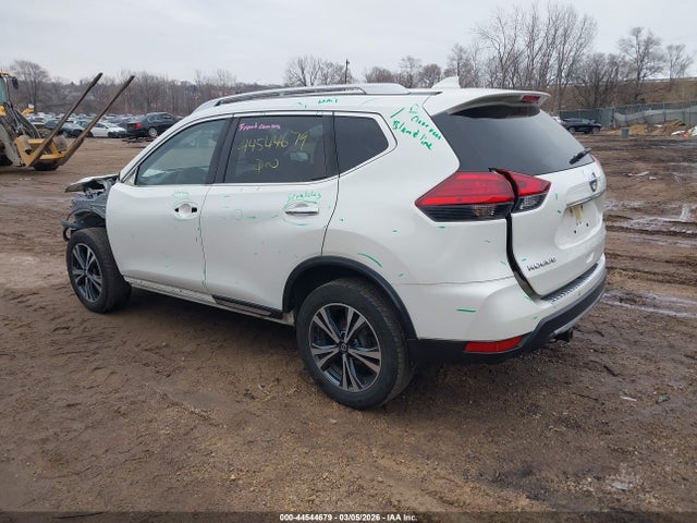 2017 Nissan Rogue Sl მანქანა იყიდება აუქციონზე, vin: JN8AT2MV1HW256187, აუქციონის ნომერი: 44544679