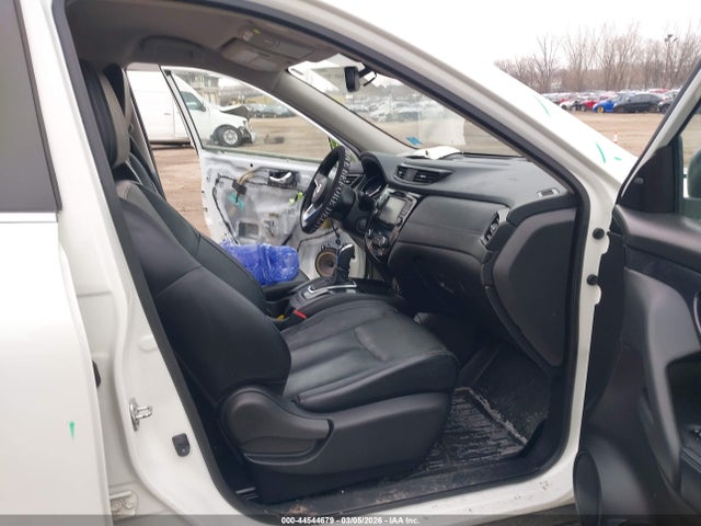 2017 Nissan Rogue Sl მანქანა იყიდება აუქციონზე, vin: JN8AT2MV1HW256187, აუქციონის ნომერი: 44544679