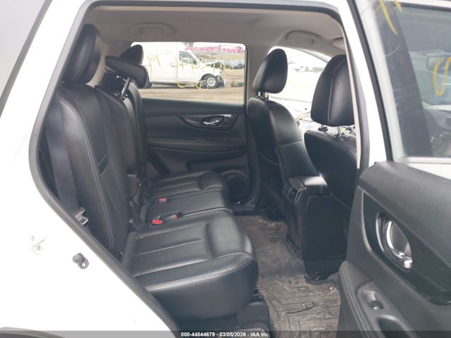 2017 Nissan Rogue Sl მანქანა იყიდება აუქციონზე, vin: JN8AT2MV1HW256187, აუქციონის ნომერი: 44544679
