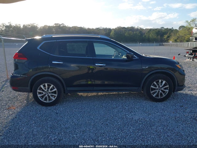 Продажа на аукционе авто 2017 Nissan Rogue Sv, vin: KNMAT2MV8HP518938, номер лота: 44544701
