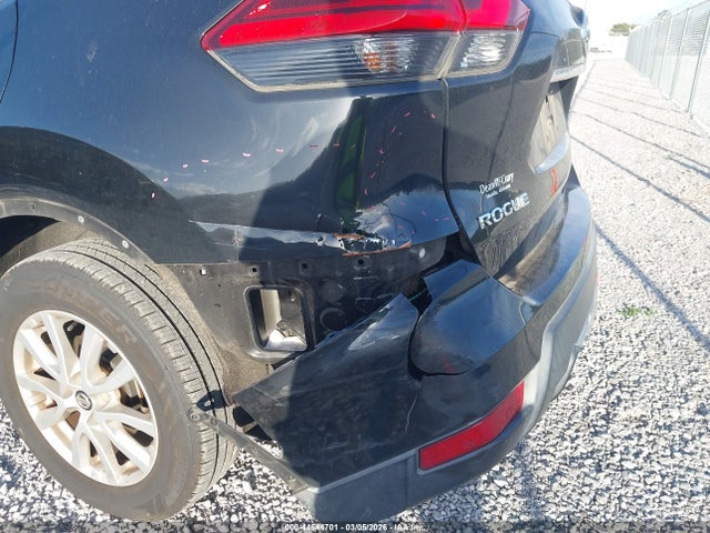 Продажа на аукционе авто 2017 Nissan Rogue Sv, vin: KNMAT2MV8HP518938, номер лота: 44544701