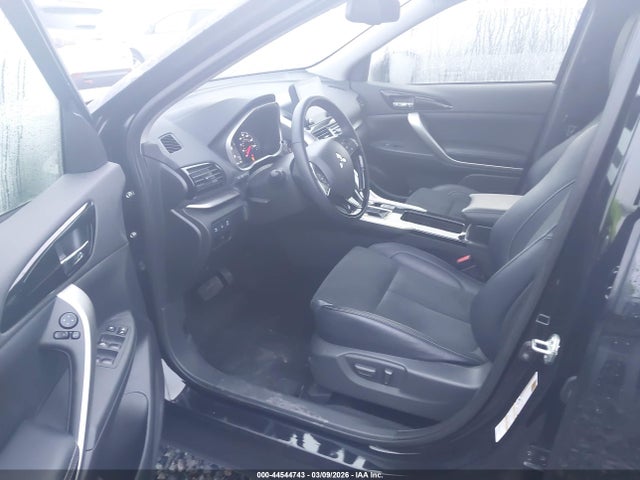 2025 MITSUBISHI ECLIPSE CROSS JA4ATWAA5SZ011249 Photo 4