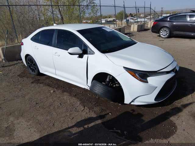 Toyota COROLLA LE 2020 5YFEPRAE5LP052394 zdjęcie główne