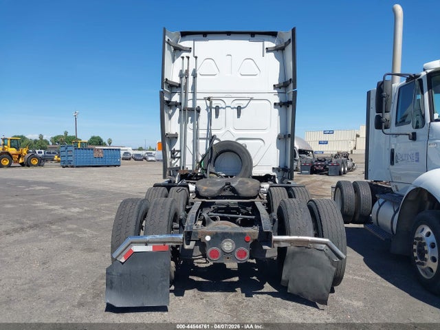 Freightliner New Cascadia 126 2019 3AKJHHDR3KSJW9030 Image 16
