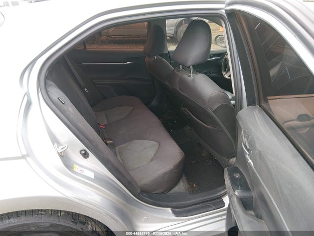 4T1B11HK2JU590757 Toyota CAMRY LE