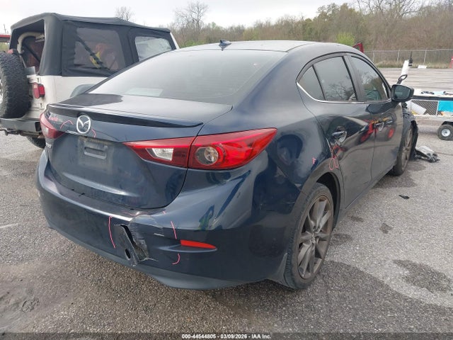 Продажа на аукционе авто 2018 Mazda Mazda3 Touring, vin: 3MZBN1V31JM182452, номер лота: 44544805