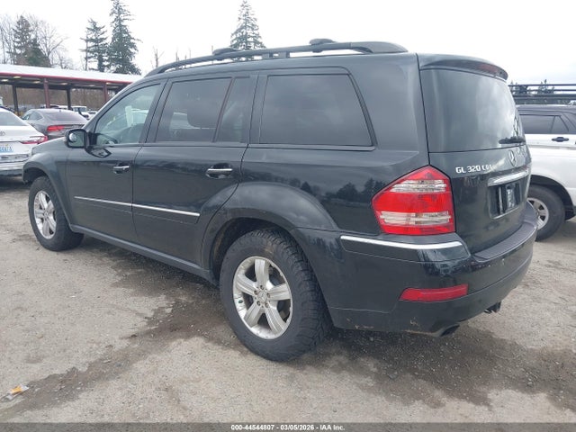 44544807 :رقم المزاد ، 4JGBF22E47A207826 vin ، 2007 Mercedes-benz Gl 320 Cdi 4matic مزاد بيع