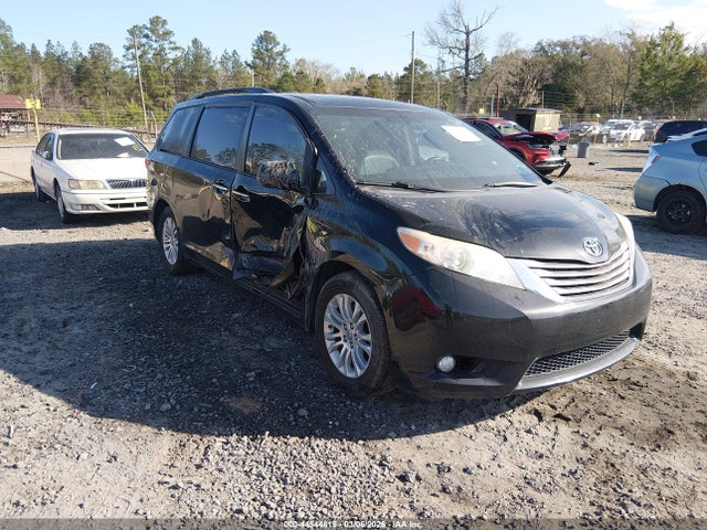 2016 TOYOTA SIENNA 5TDYK3DC1GS712995