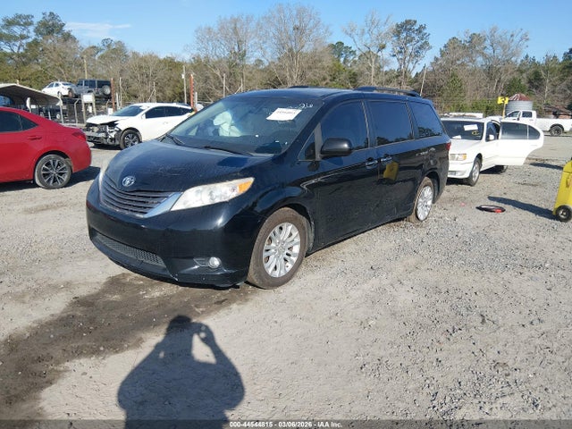 2016 TOYOTA SIENNA 5TDYK3DC1GS712995 Photo 1