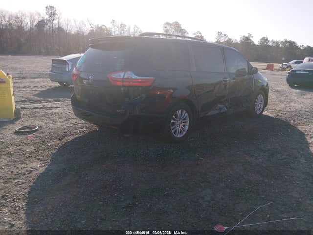 2016 TOYOTA SIENNA 5TDYK3DC1GS712995 Photo 3