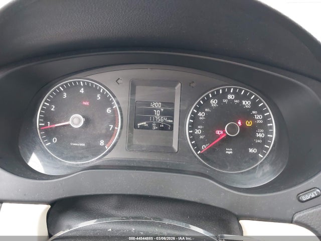 44544885 :رقم المزاد ، 3VWB17AJ4EM437992 vin ، 2014 Volkswagen Jetta 1.8t Se مزاد بيع