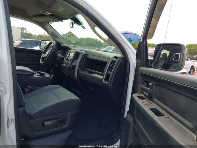 2021 RAM 1500 CLASSIC 1C6RR6FG8MS558880 Photo 4
