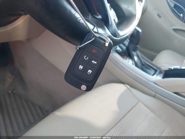 44544997 :رقم المزاد ، 1G4GE5ED8BF202850 vin ، 2011 Buick Lacrosse Cxs مزاد بيع