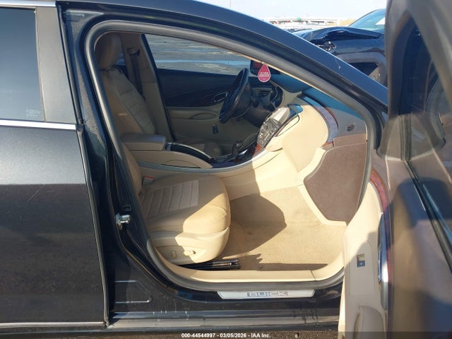 44544997 :رقم المزاد ، 1G4GE5ED8BF202850 vin ، 2011 Buick Lacrosse Cxs مزاد بيع