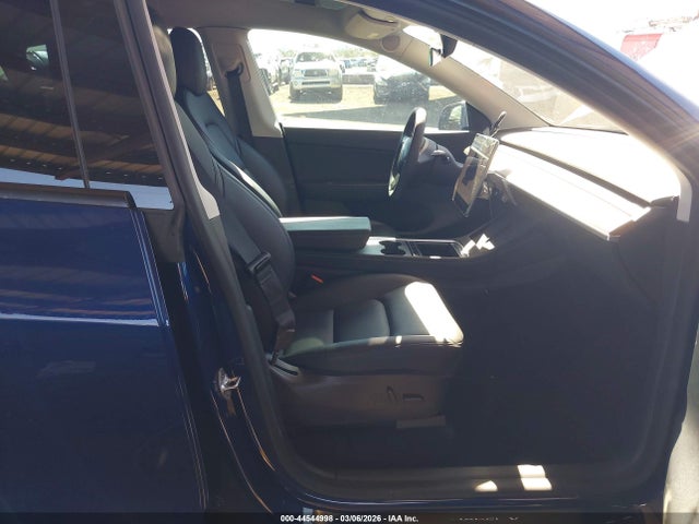2022 TESLA MODEL Y 7SAYGDEF2NF490410 Photo 4