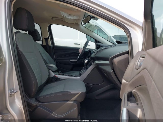 1FMCU9GX8GUB27859 Ford ESCAPE SE
