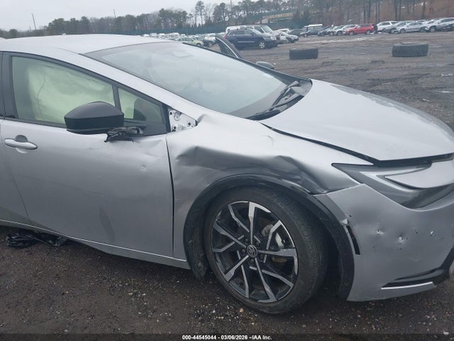 2024 TOYOTA PRIUS PRIME JTDACACU8R3025384 Photo 5