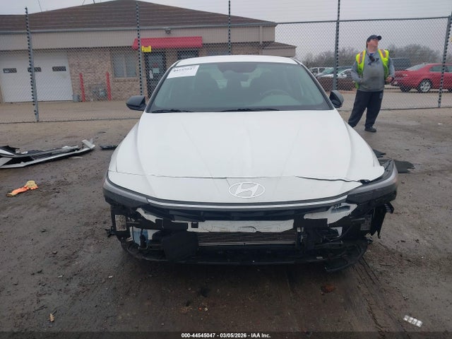 2025 Hyundai Elantra Sel Sport მანქანა იყიდება აუქციონზე, vin: KMHLM4DGXSU994244, აუქციონის ნომერი: 44545047