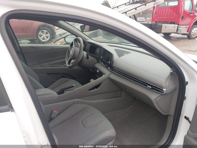 2025 Hyundai Elantra Sel Sport მანქანა იყიდება აუქციონზე, vin: KMHLM4DGXSU994244, აუქციონის ნომერი: 44545047