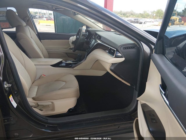 2018 TOYOTA CAMRY HYBRID 4T1B31HK3JU504446 Photo 4