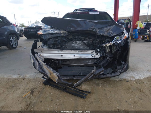 2018 TOYOTA CAMRY HYBRID 4T1B31HK3JU504446 Photo 5