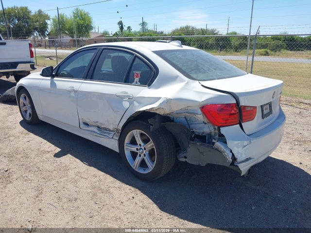2014 Bmw 320i მანქანა იყიდება აუქციონზე, vin: WBA3B1C57EK130936, აუქციონის ნომერი: 44545063