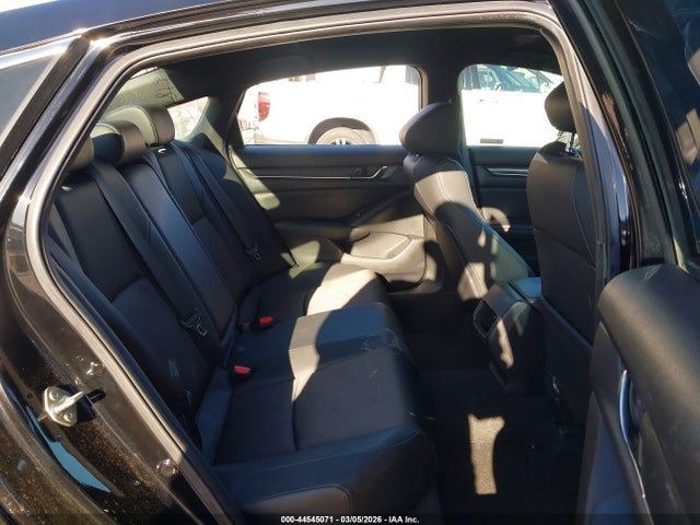 1HGCV1F31KA117218 Honda Accord Sport
