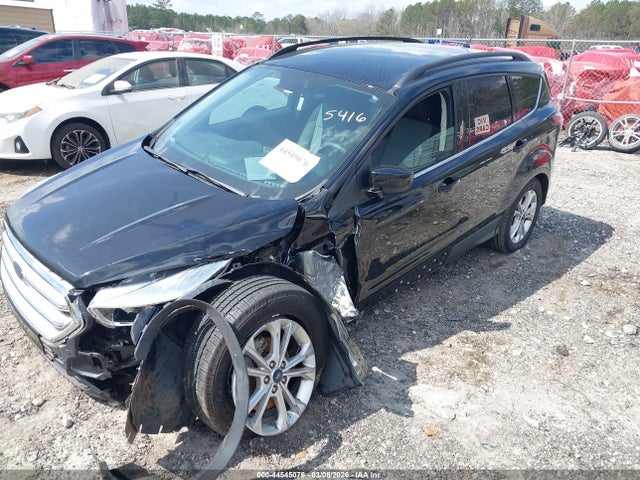1FMCU0GD6JUA35416 Ford ESCAPE SE