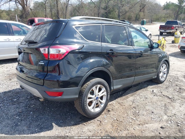 1FMCU0GD6JUA35416 Ford ESCAPE SE
