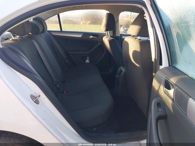 44545099 :رقم المزاد ، 3VWD17AJ8FM296564 vin ، 2015 Volkswagen Jetta 1.8t Se مزاد بيع