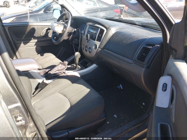 44545112 :رقم المزاد ، 4F2YZ94126KM00817 vin ، 2006 Mazda Tribute S مزاد بيع