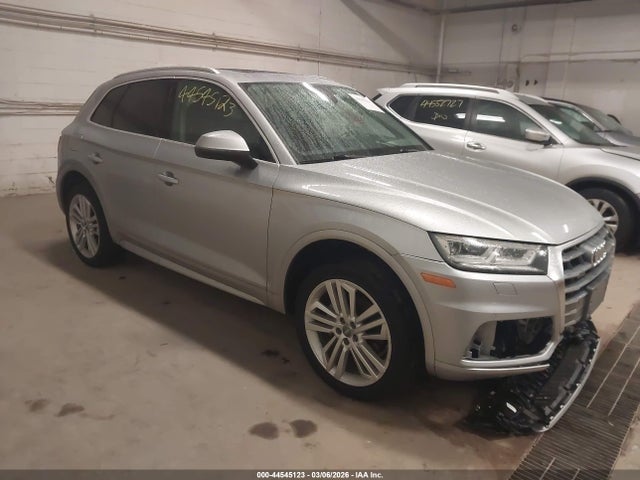 2018 AUDI Q5 WA1BNAFY7J2102554 Photo 0