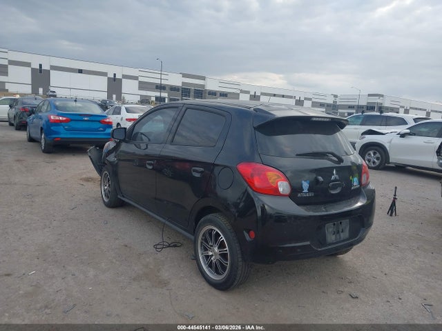 2014 MITSUBISHI MIRAGE ML32A4HJ7EH005427 Photo 2