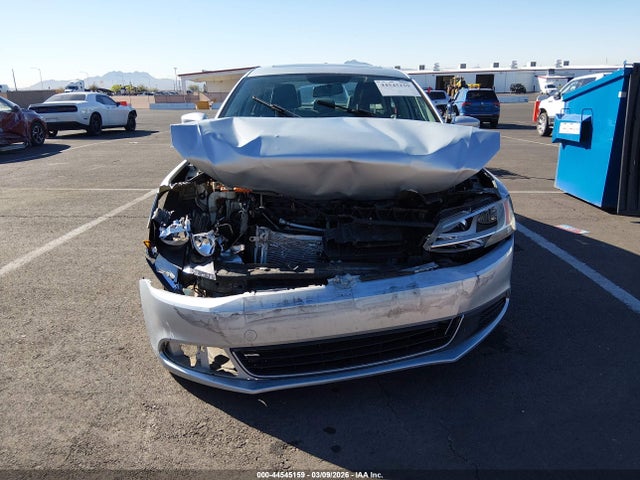 2013 Volkswagen Jetta Se მანქანა იყიდება აუქციონზე, vin: 3VWDX7AJ6DM403204, აუქციონის ნომერი: 44545159