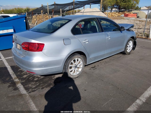 2013 Volkswagen Jetta Se მანქანა იყიდება აუქციონზე, vin: 3VWDX7AJ6DM403204, აუქციონის ნომერი: 44545159