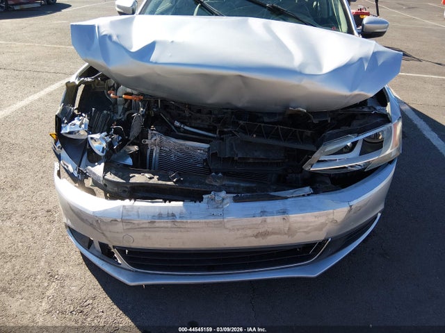 2013 Volkswagen Jetta Se მანქანა იყიდება აუქციონზე, vin: 3VWDX7AJ6DM403204, აუქციონის ნომერი: 44545159