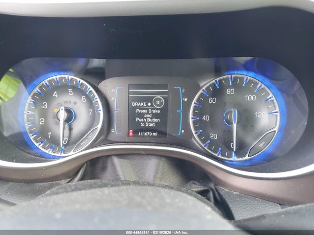2017 Chrysler Pacifica Touring-l მანქანა იყიდება აუქციონზე, vin: 2C4RC1BG1HR571965, აუქციონის ნომერი: 44545161