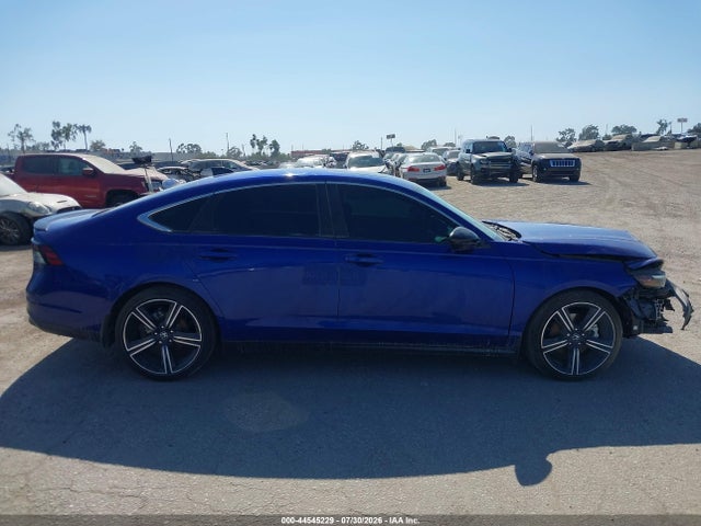 1HGCY2F57RA049063 Honda Accord Hybrid Sport