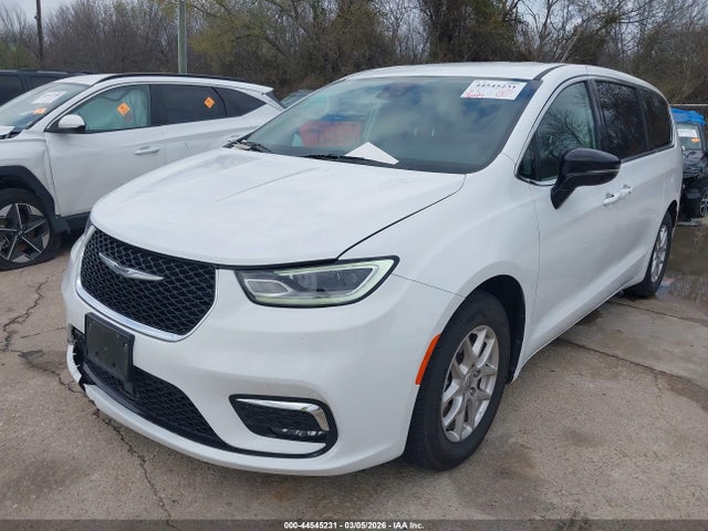 Продажа на аукционе авто 2024 Chrysler Pacifica Touring L, vin: 2C4RC1BG3RR149519, номер лота: 44545231