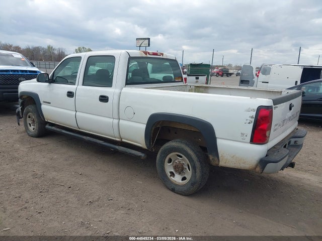 2006 CHEVROLET SILVERADO 2500HD 1GCHC23UX6F260027 Photo 2