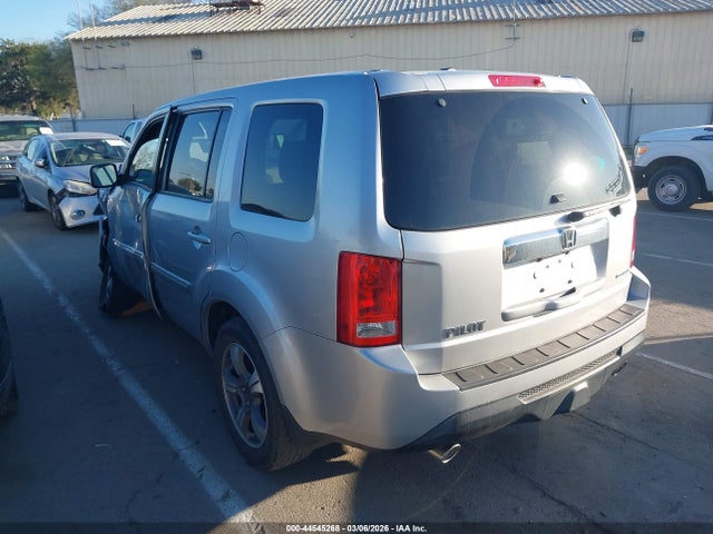 Honda PILOT SE 2015 5FNYF3H34FB014124 Image 3