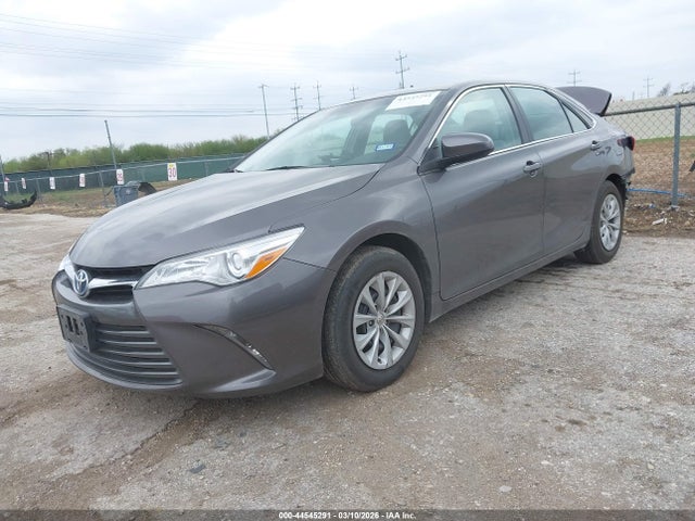 Toyota CAMRY LE 2015 4T4BF1FK1FR501715 Image 2