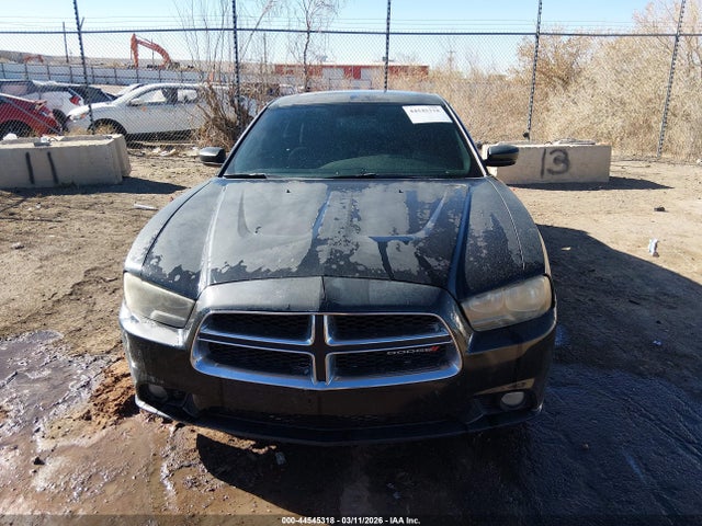 44545318 :رقم المزاد ، 2C3CDXHG1EH329308 vin ، 2014 Dodge Charger Sxt مزاد بيع
